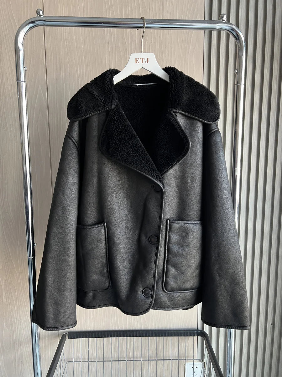 Gemütliche Mode-Essentials für Herbst und Winter 2025