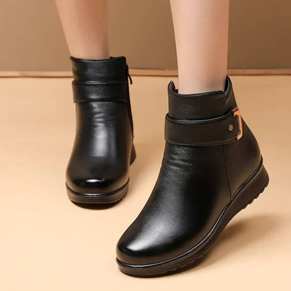 Bequeme orthopädische Stiefeletten für den täglichen Halt