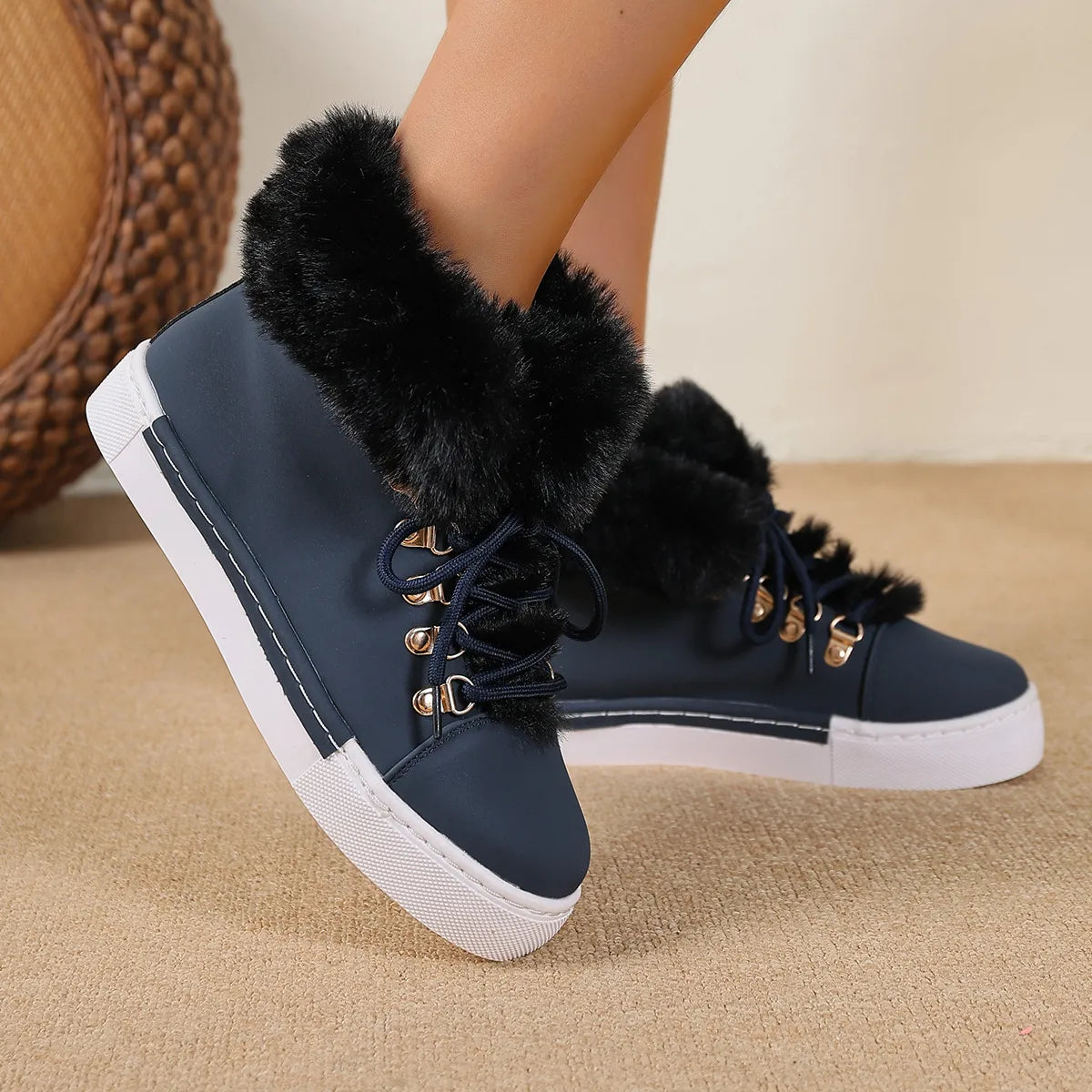 Bequeme Woll-Schnürstiefel für Frauen für den Winter