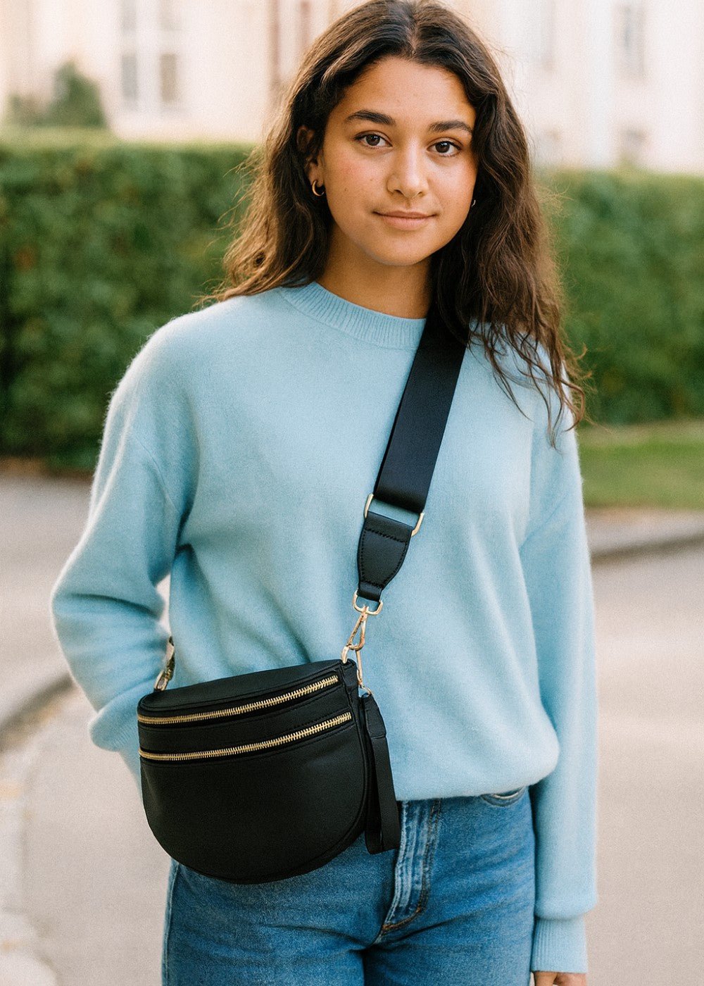 Elegante Leder - Bauchtasche für freihändigen Stil - Livezo