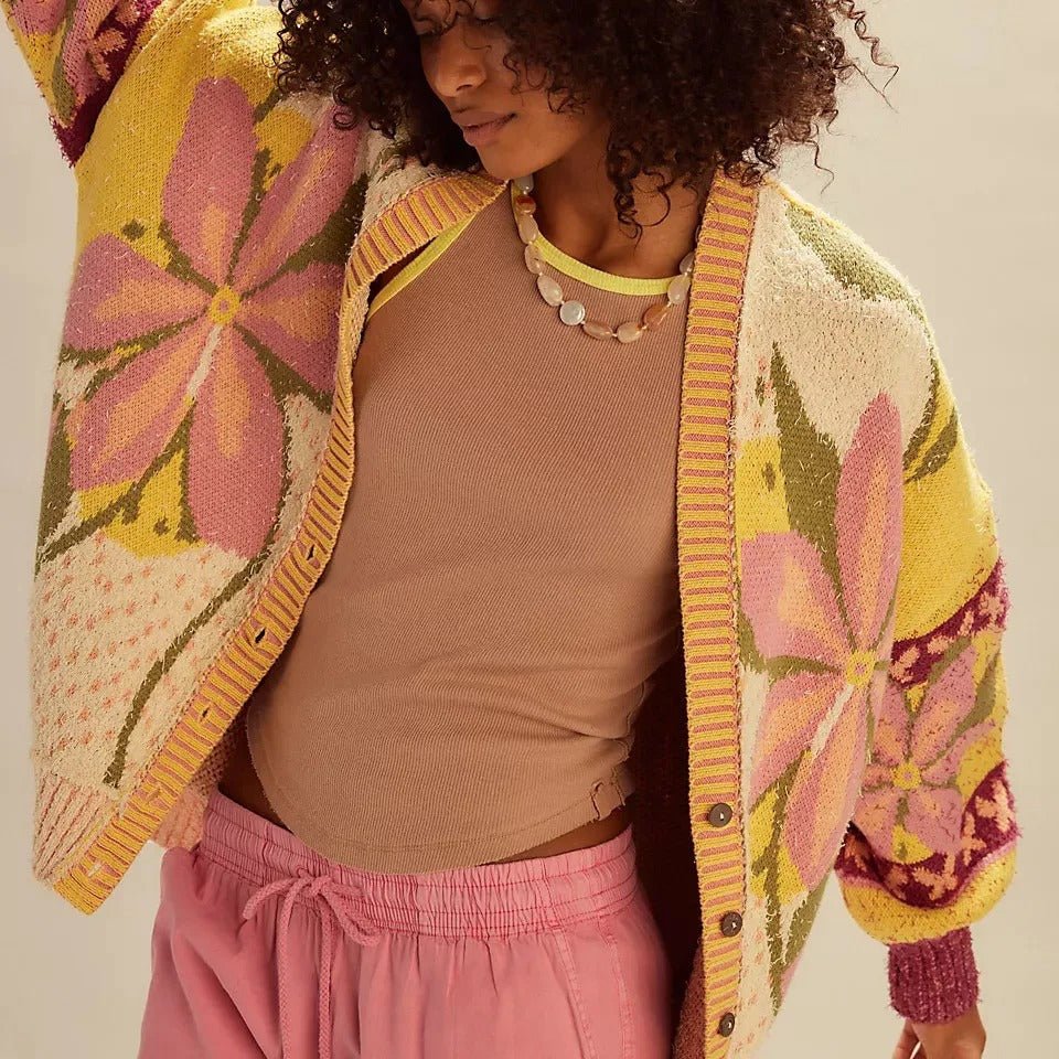 Gemütliche Strickjacke mit Blumenmuster, lockerem Schnitt und langen Ärmeln - Livezo