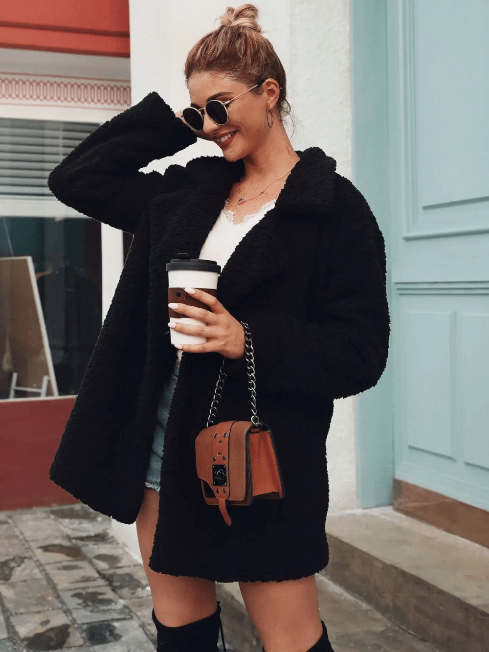 Gemütlicher Teddy - Plüsch - Kurzmantel mit Reverskragen - Livezo