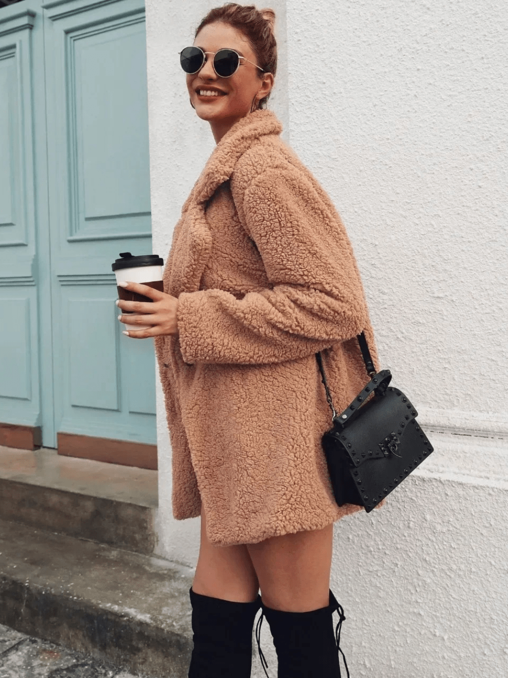 Gemütlicher Teddy - Plüsch - Kurzmantel mit Reverskragen - Livezo