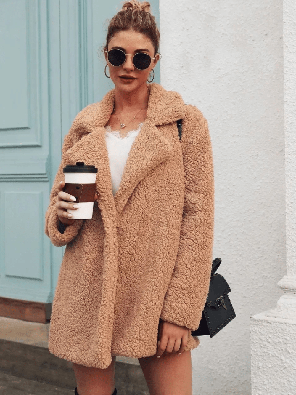 Gemütlicher Teddy - Plüsch - Kurzmantel mit Reverskragen - Livezo