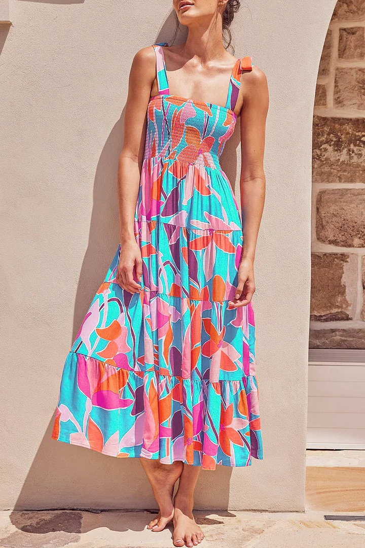 Bedrucktes Trägerkleid mit Patchwork im urbanen Stil