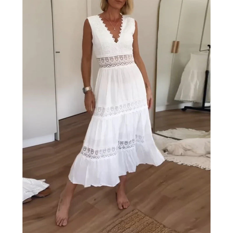 Lunora | Romantisches Spitzen-Midikleid mit V-Ausschnitt