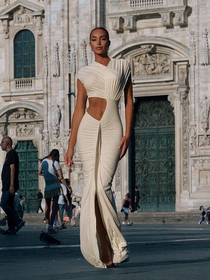 Griechisches Göttinnen Maxikleid mit Cutout-Taille aus Modal