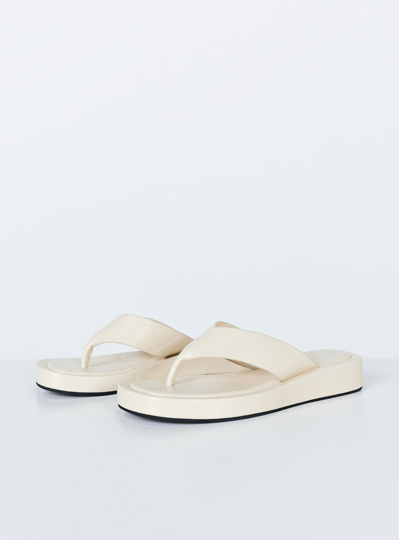 Plateau-Sandalen