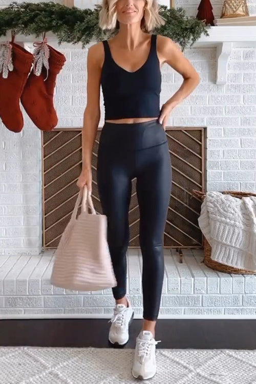 Kraftvoll & Schmeichelhaft | High-Waist Leggings im Leder-Look