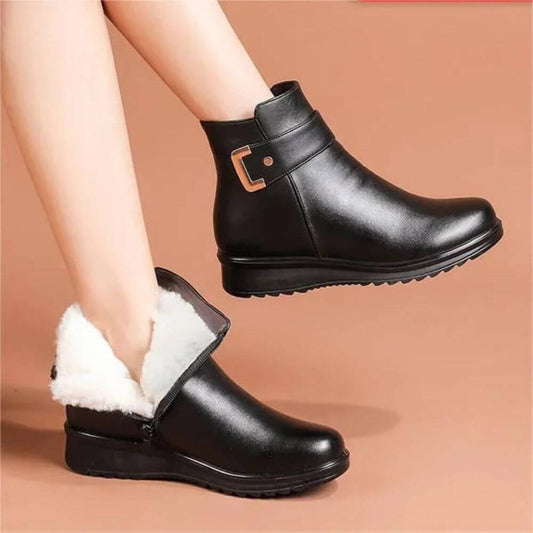 Bequeme orthopädische Stiefeletten für den täglichen Halt