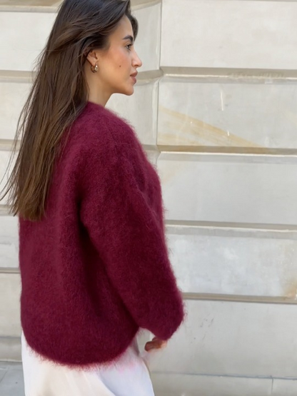 Gemütlicher weicher Mohair-Strickpullover
