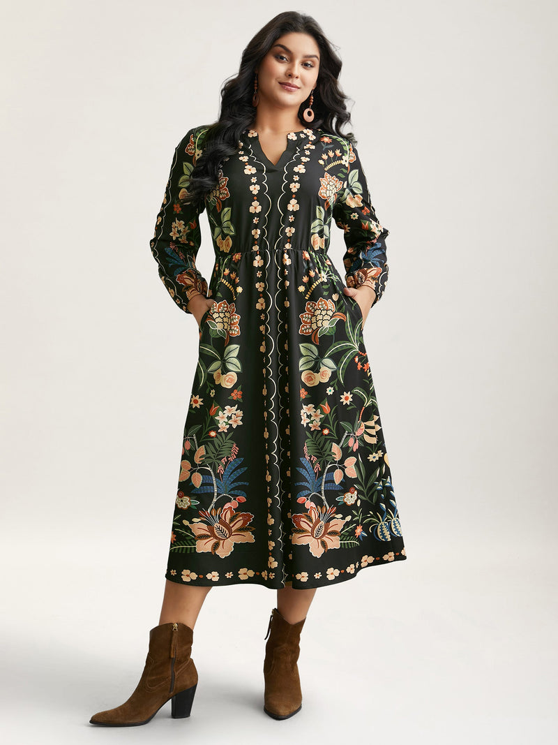 Geblümtes Kleid mit Kerbkragen und elastischer Taille