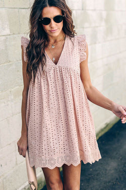 Romantisches Sommerkleid mit Lochstickerei und Volantärmeln