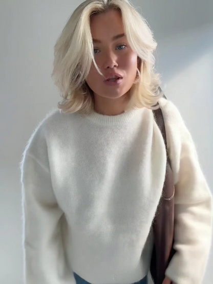 Gemütlicher weicher Mohair-Strickpullover