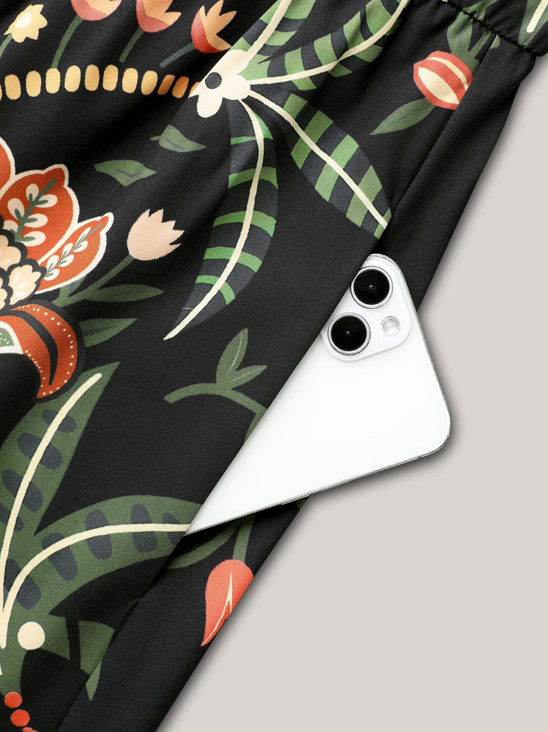 Geblümtes Kleid mit Kerbkragen und elastischer Taille