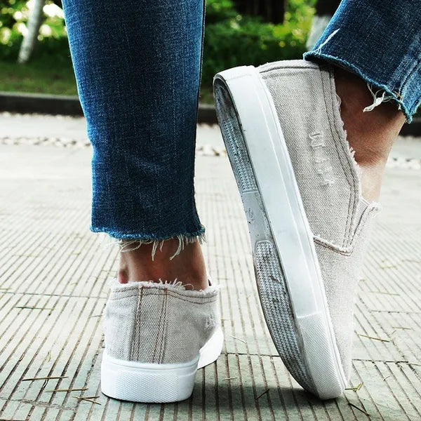 Denim Slip-on Sneakers - Denim-Tage, bequemer Style!