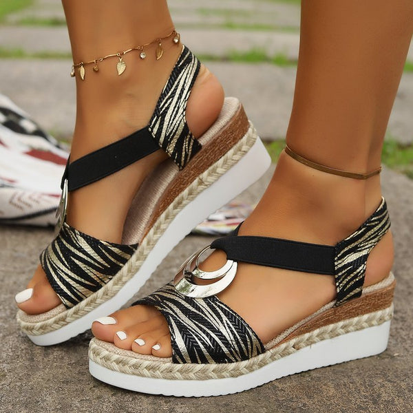 Hazel | Keilsandalen mit Peeptoe
