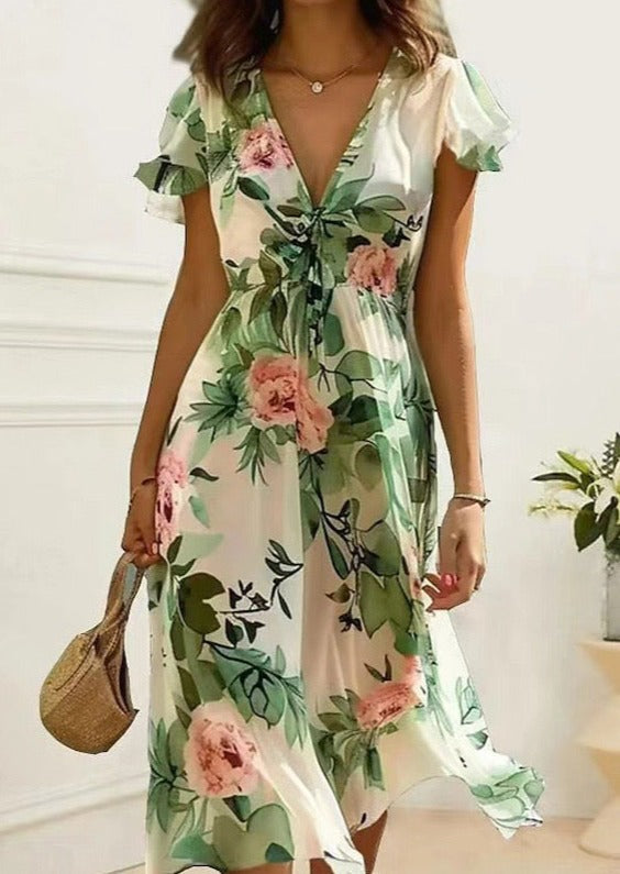 Sommerliches Blumenkleid mit Rüschensäumen und elegantem Regular Fit