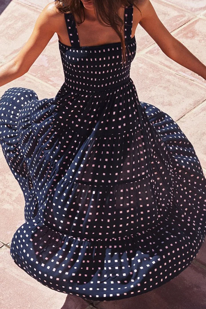 Bedrucktes Trägerkleid mit Patchwork im urbanen Stil
