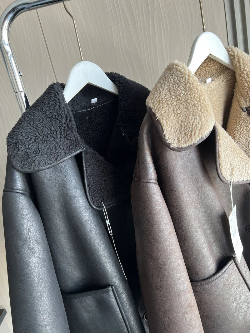 Gemütliche Mode-Essentials für Herbst und Winter 2025