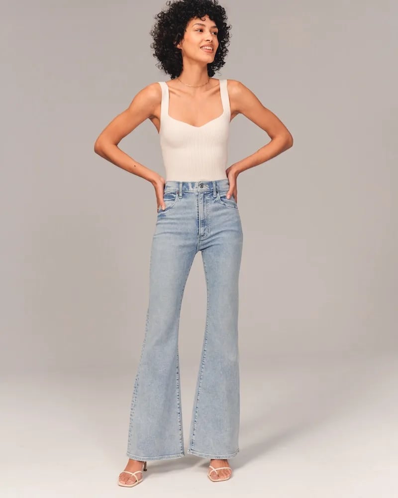 Erika - Ultra High Rise Stretch Flare-Jeans