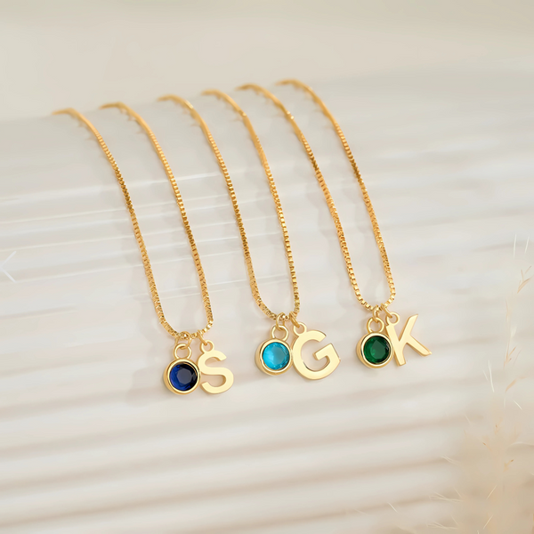 Birthstone Initial Necklace - Trage deine Kinder immer nah bei dir