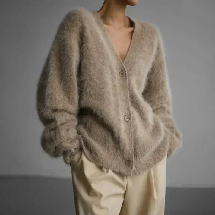Gemütlicher Damen-Cardigan mit lockerem Schnitt und V-Ausschnitt