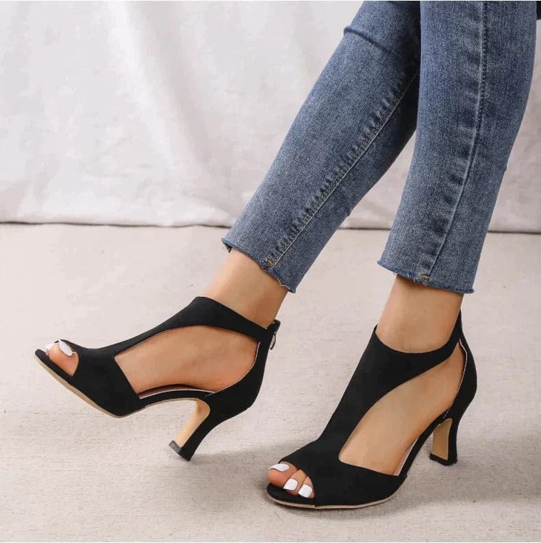 Stylish & Comfortable Heels- Treten Sie selbstbewusst und stilvoll auf!