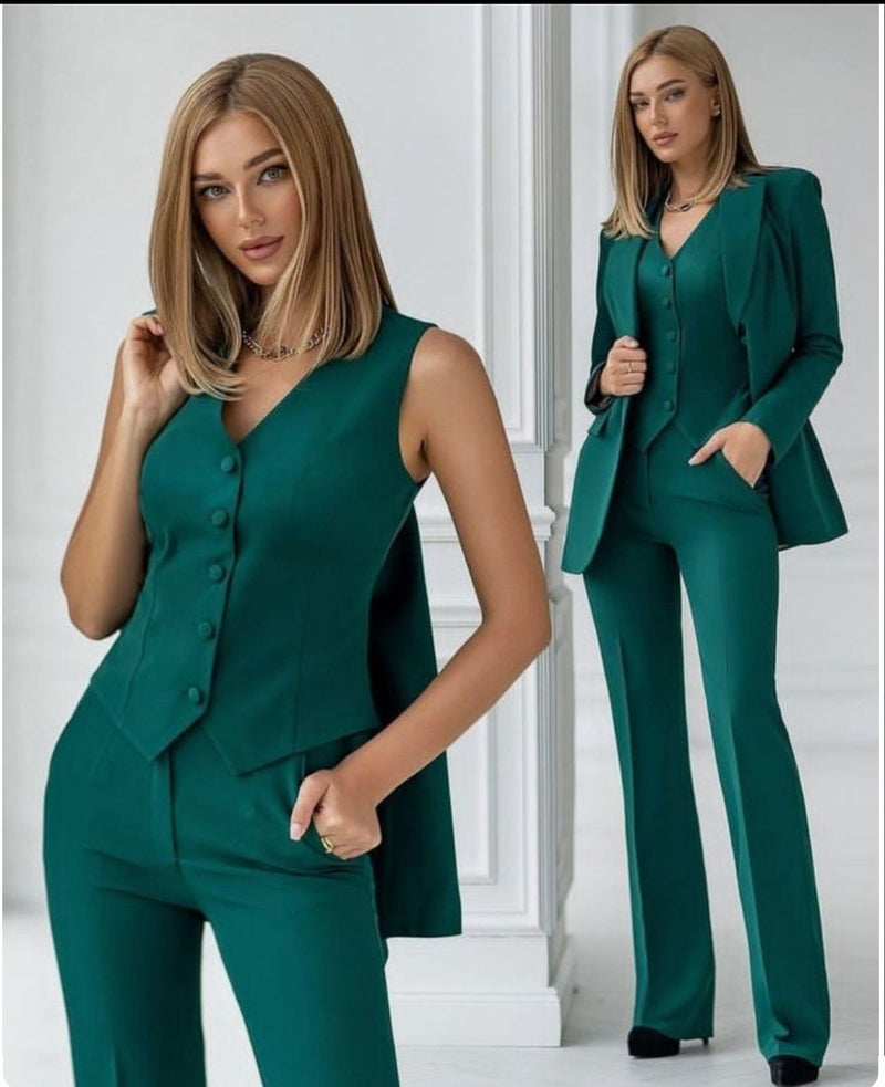 Elegant Three-Piece Suit - Die perfekte Mischung aus Stil, Komfort & Selbstbewusstsein