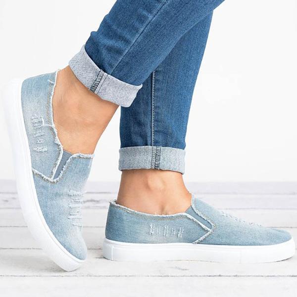 Denim Slip-on Sneakers - Denim-Tage, bequemer Style!