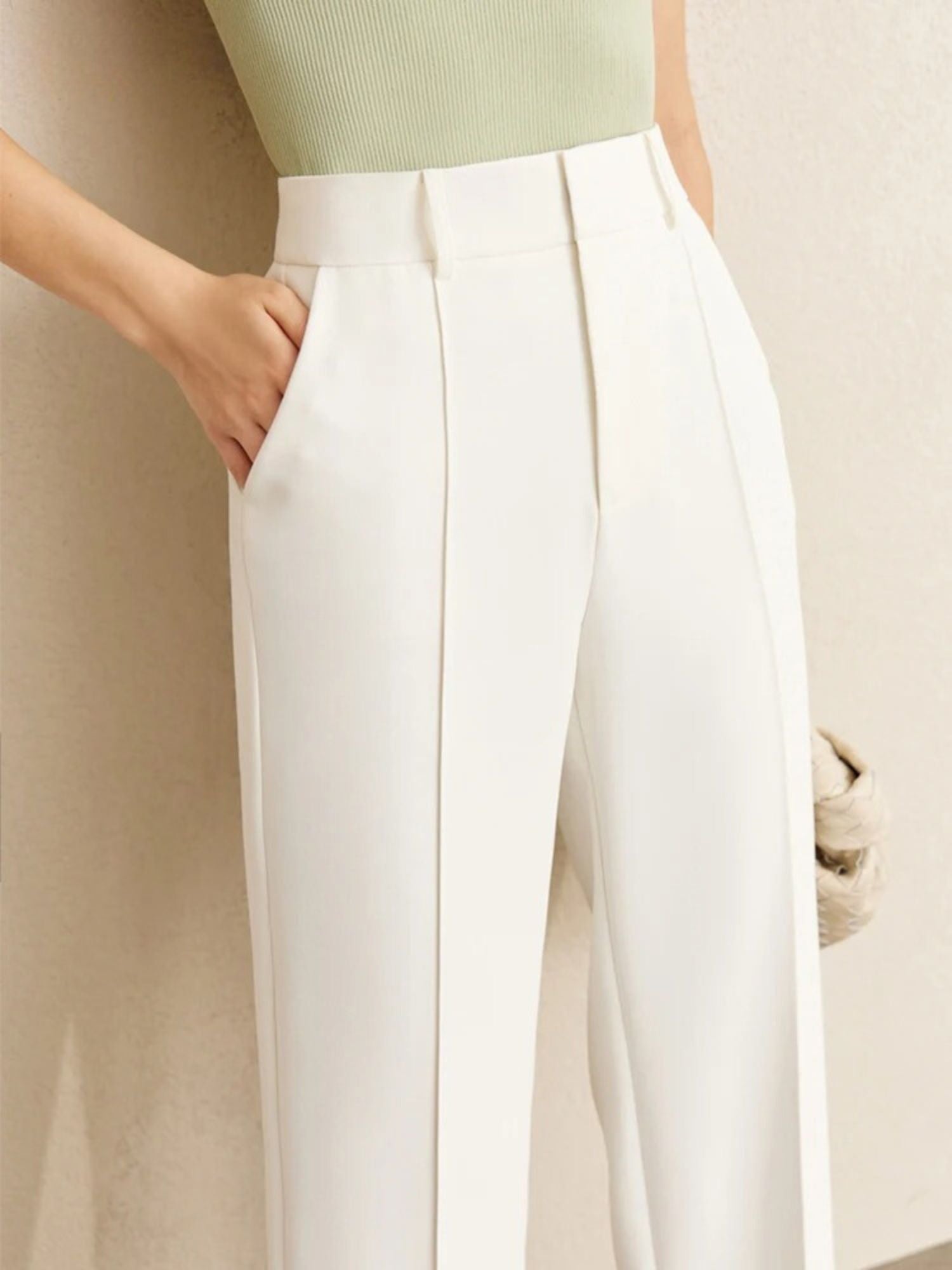 Allure | Minimalistischer Blazer und Hochgeschnittene Tapered - Hose im Set - Livezo