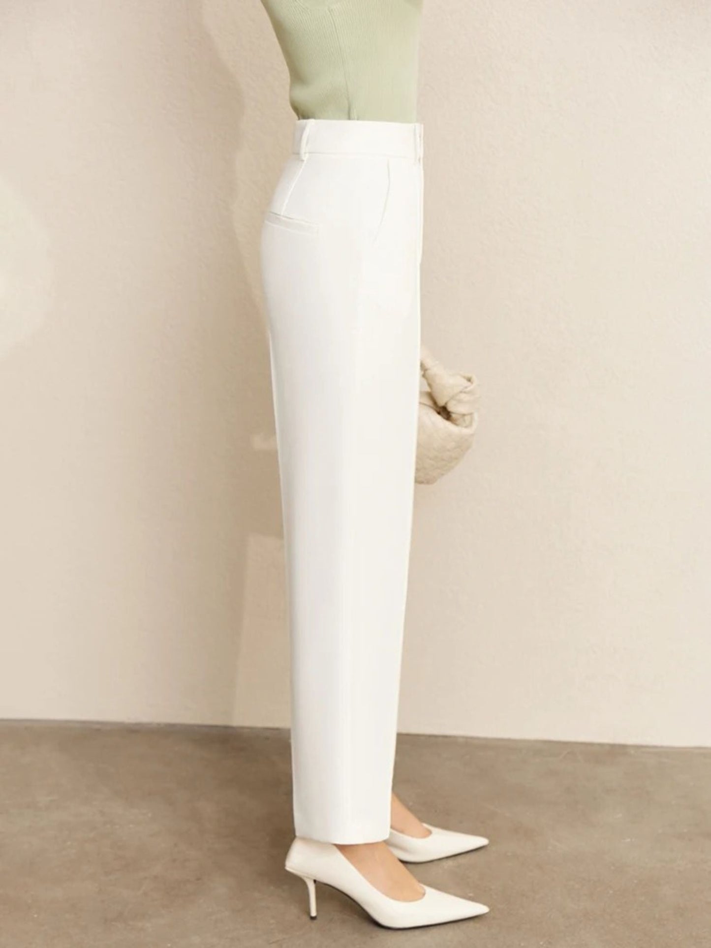 Allure | Minimalistischer Blazer und Hochgeschnittene Tapered - Hose im Set - Livezo