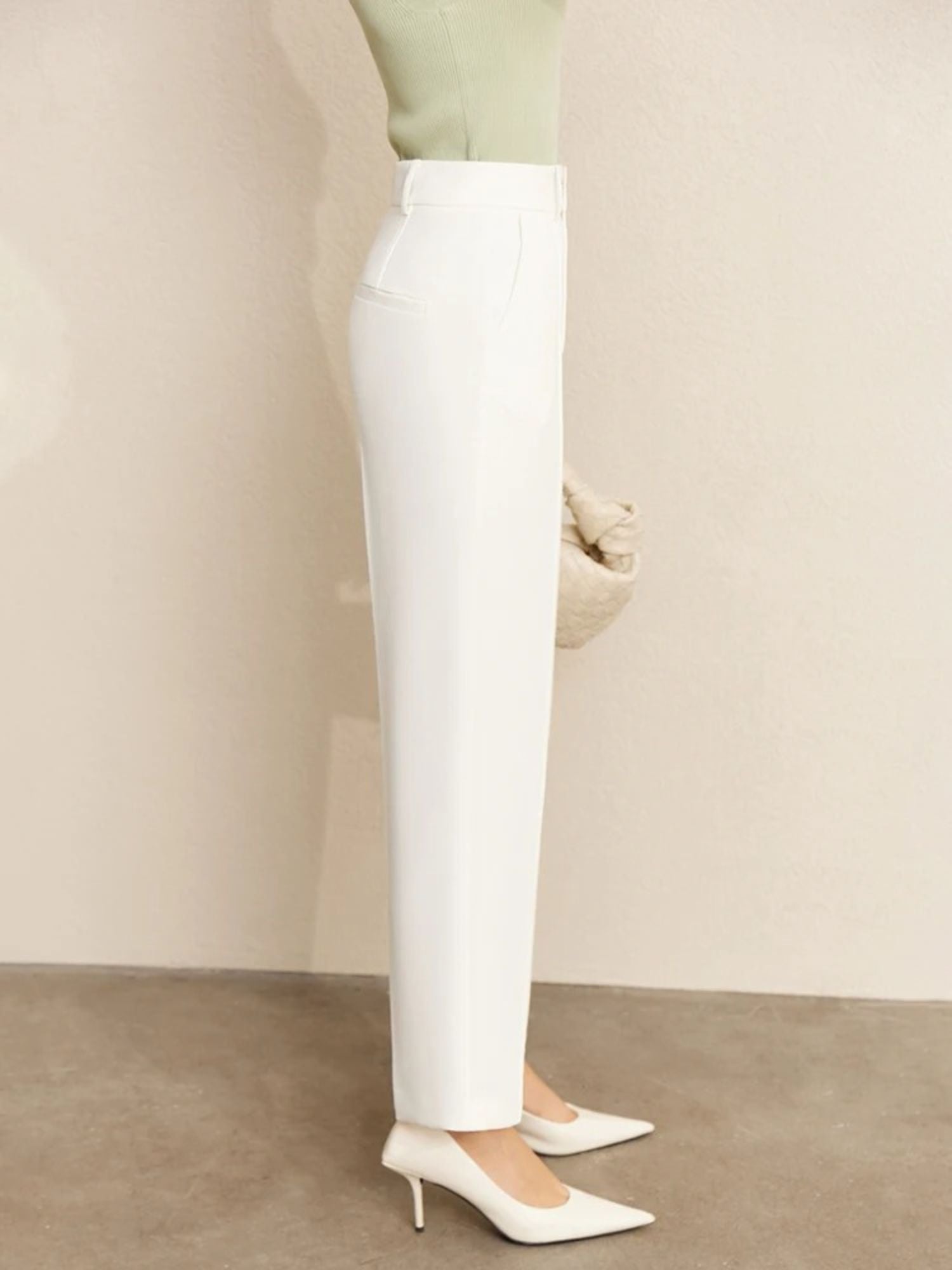 Allure | Minimalistischer Blazer und Hochgeschnittene Tapered - Hose im Set - Livezo