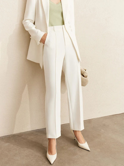 Allure | Minimalistischer Blazer und Hochgeschnittene Tapered - Hose im Set - Livezo