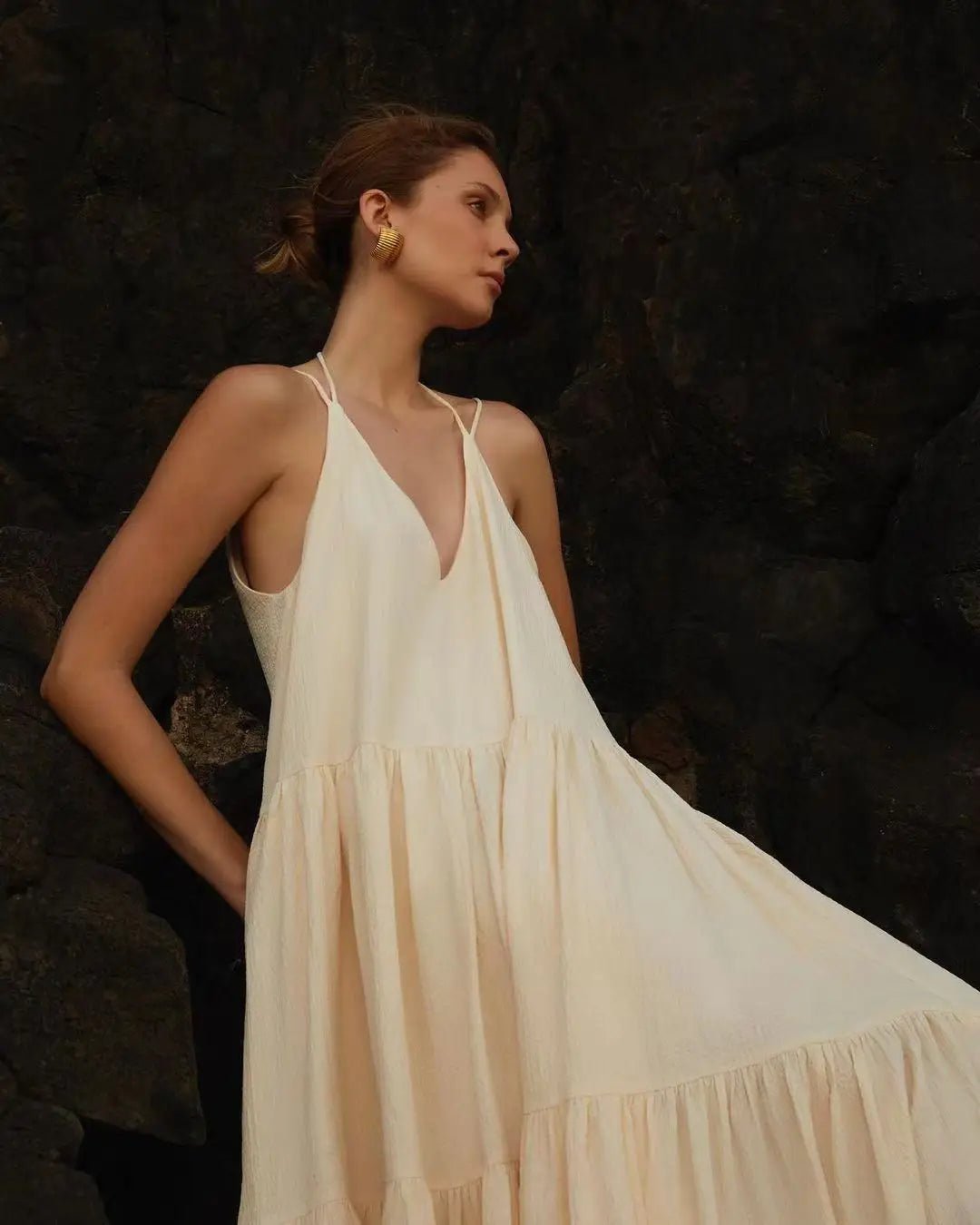 Arielle | Mühelos glamouröses Maxikleid mit tiefem V - Ausschnitt - Livezo
