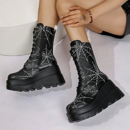 Gothic Grobe Plateauschuhe mit mittelhohem Schaft und Spinnennetz-Detail