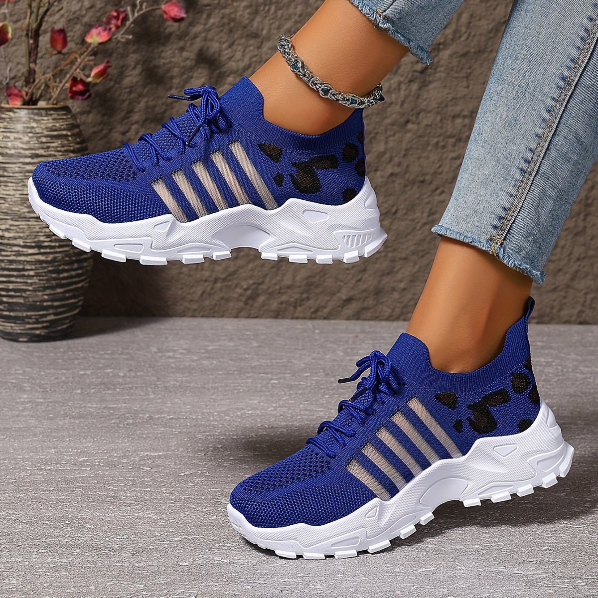 Bequeme orthopädische Sneaker für Damen - Livezo