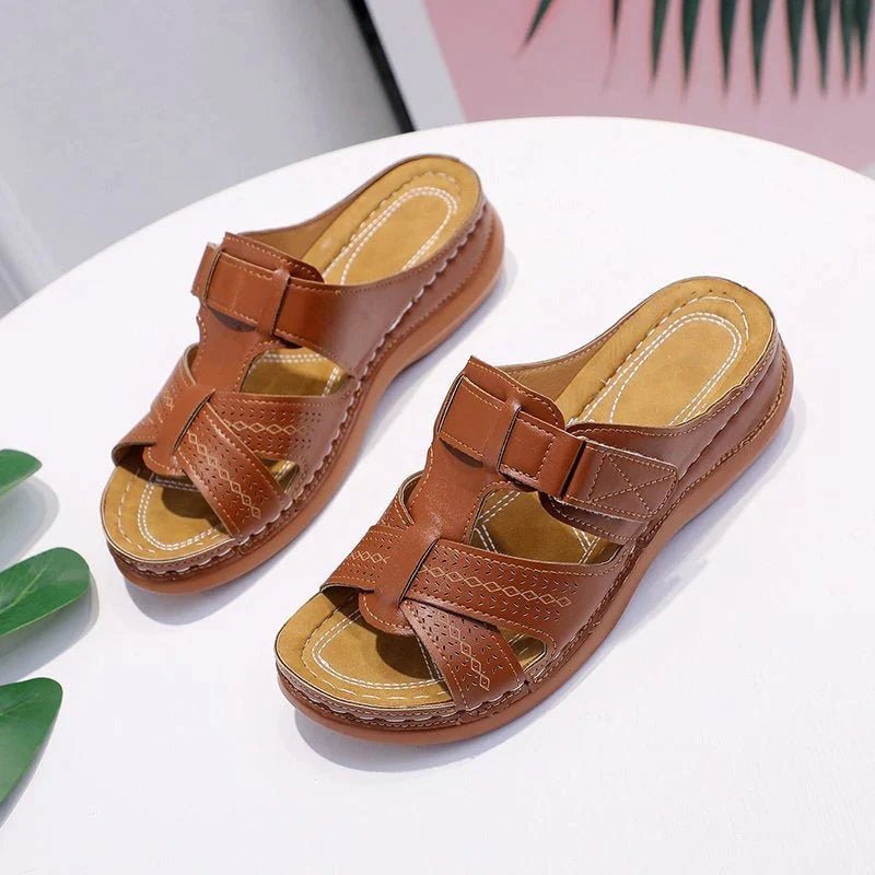Bequeme orthopädische Sommerschuhe für Damen - Livezo