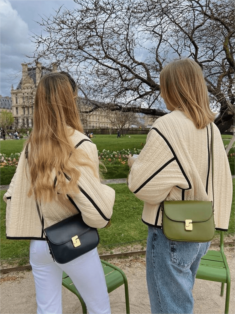 Bequeme Übergangs - Damenjacke mit Knopfdetaillierung - Livezo