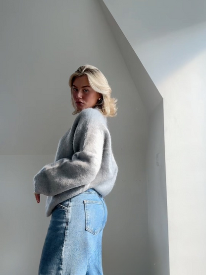 Gemütlicher weicher Mohair-Strickpullover