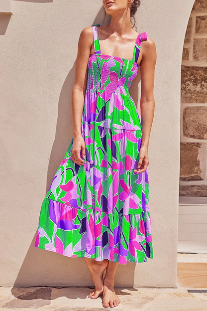 Bedrucktes Trägerkleid mit Patchwork im urbanen Stil