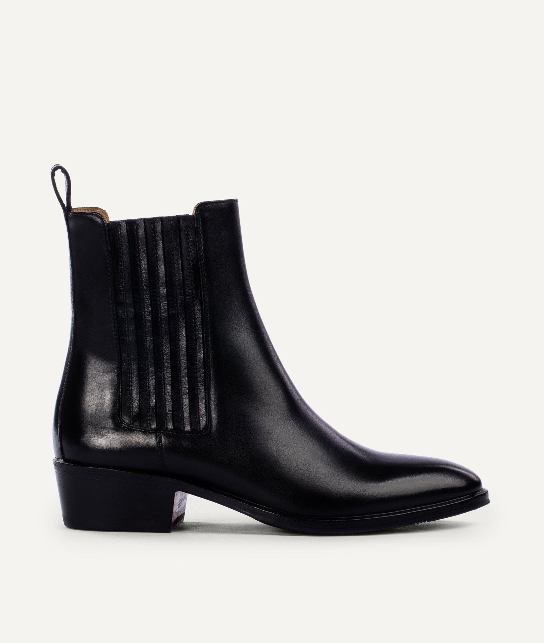 Chelsea Bootie in Calf Leather - Zeitlose Eleganz - Livezo