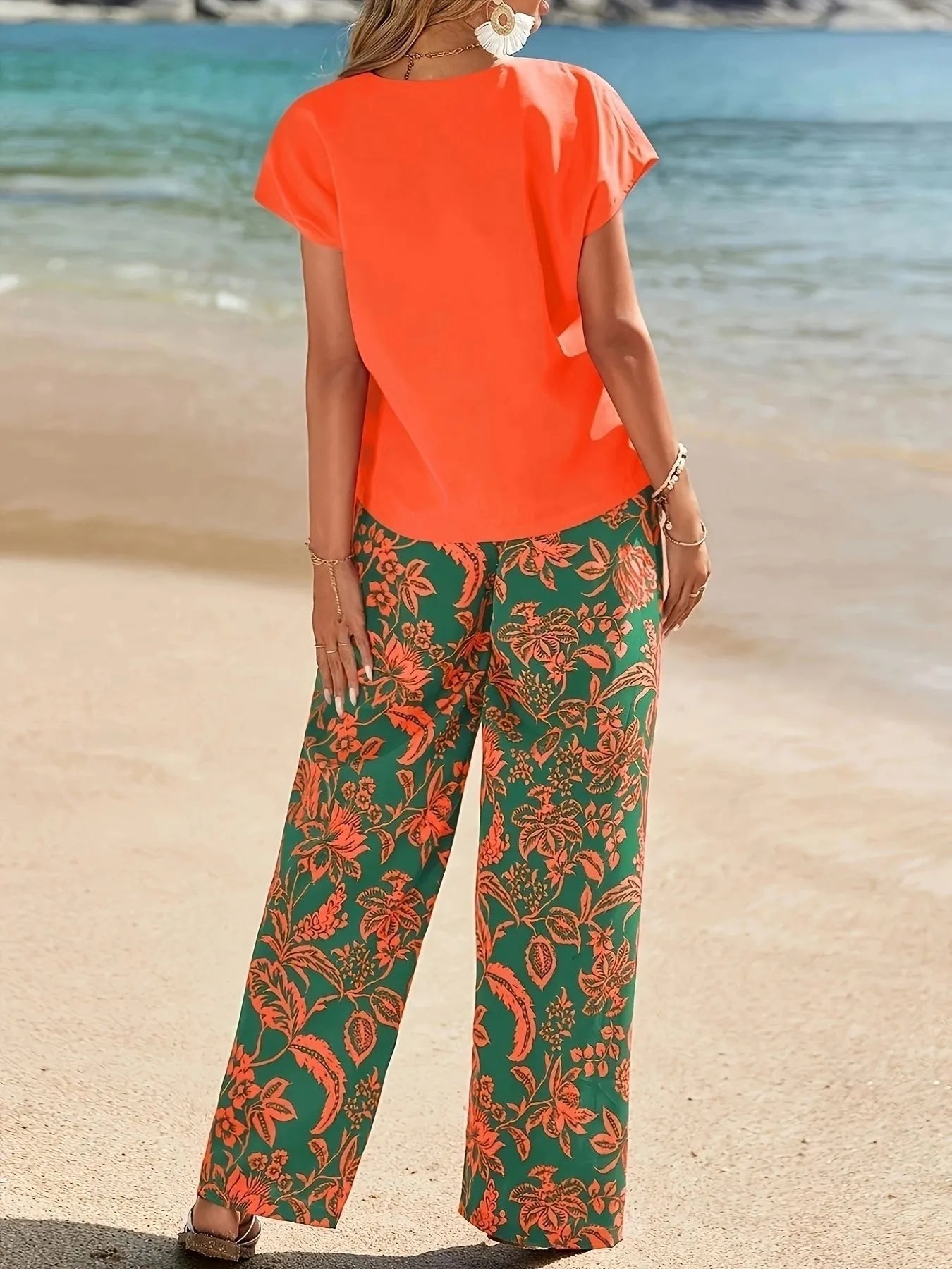 Damen V - Ausschnitt Sommer - Set mit Blumenmuster – Oberteil und Hose - Livezo