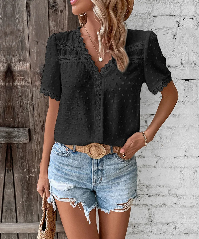 Louisa | Bluse mit Spitzendetails und V-Ausschnitt, Kurzarm