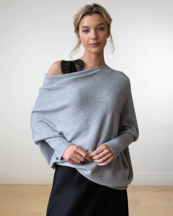 Amara  Eleganter asymmetrischer Pullover