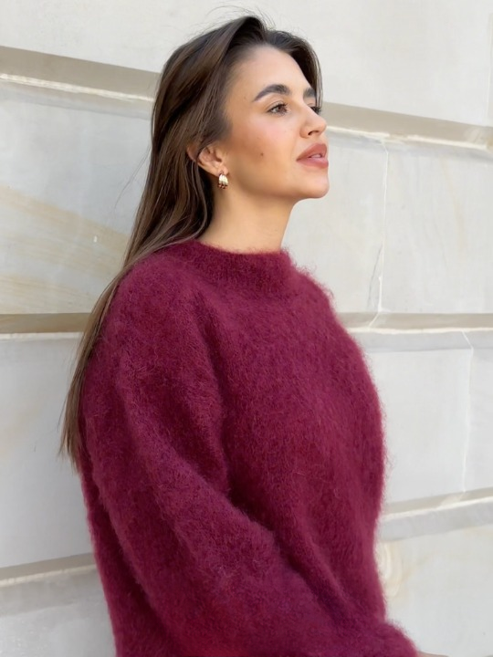 Gemütlicher weicher Mohair-Strickpullover