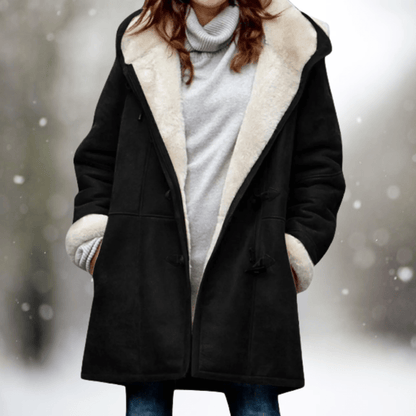 Elke - Hochwertige Fleecejacke aus Wildleder mit halblanger Kapuze - Livezo