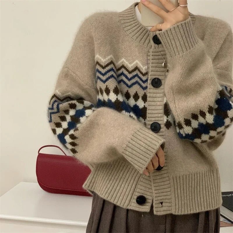 Elvira - Warmer einreihiger Strickpullover für den Herbst - Livezo