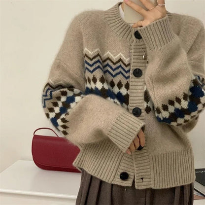 Elvira - Warmer einreihiger Strickpullover für den Herbst - Livezo