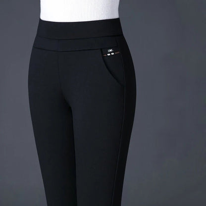 Emma - Dehnbare Damenhose - Livezo